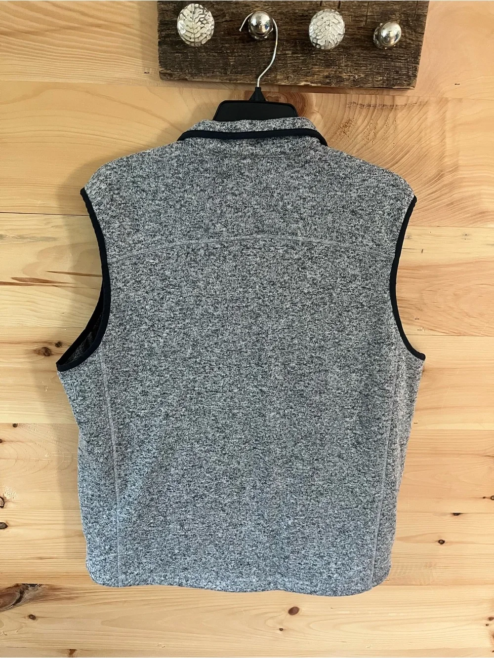 Orvis Gray Marled Fleece Vest with Black Trim Men’s Size XL